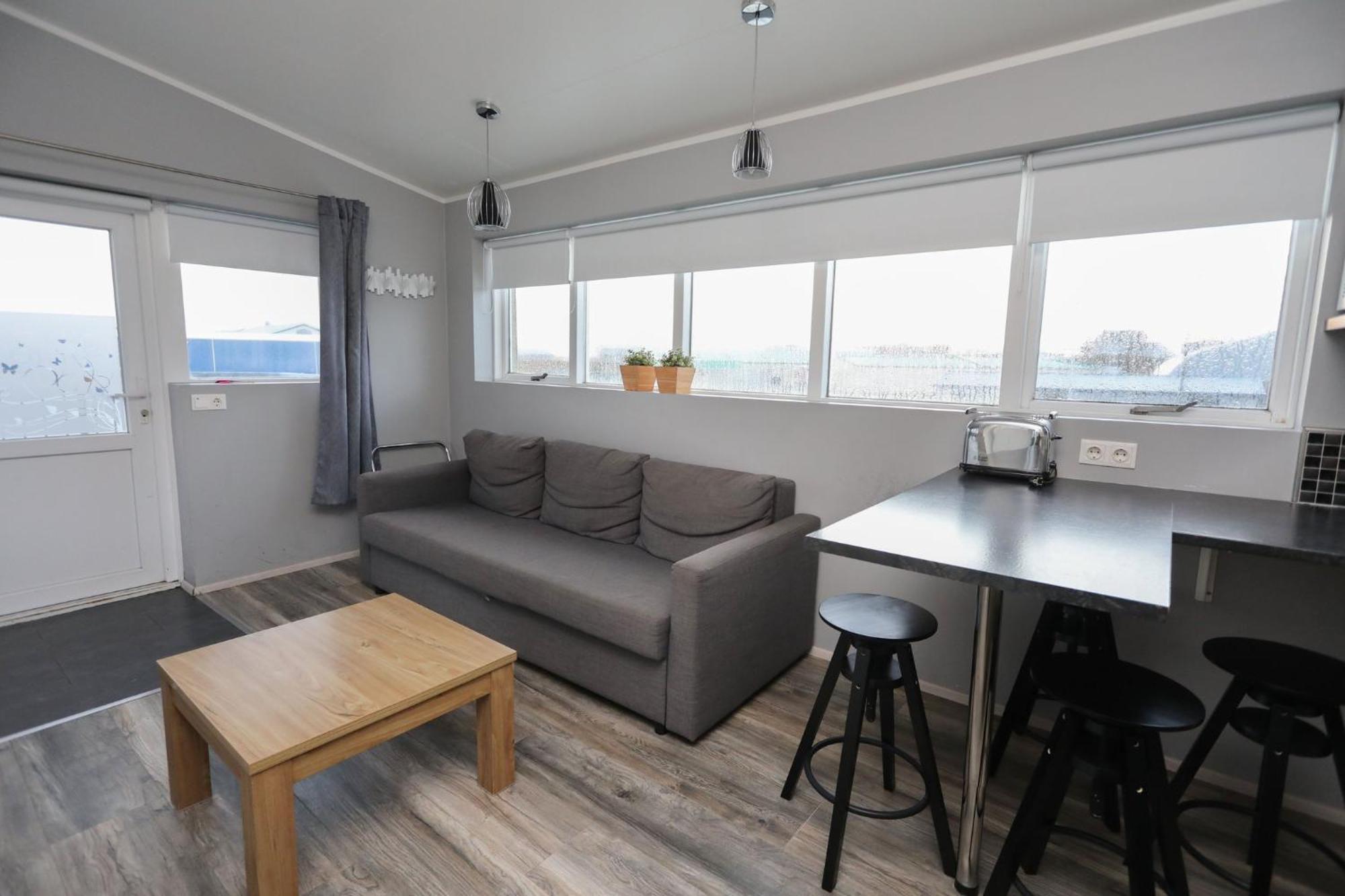 Skyjaborg Apartments Хофн Экстерьер фото